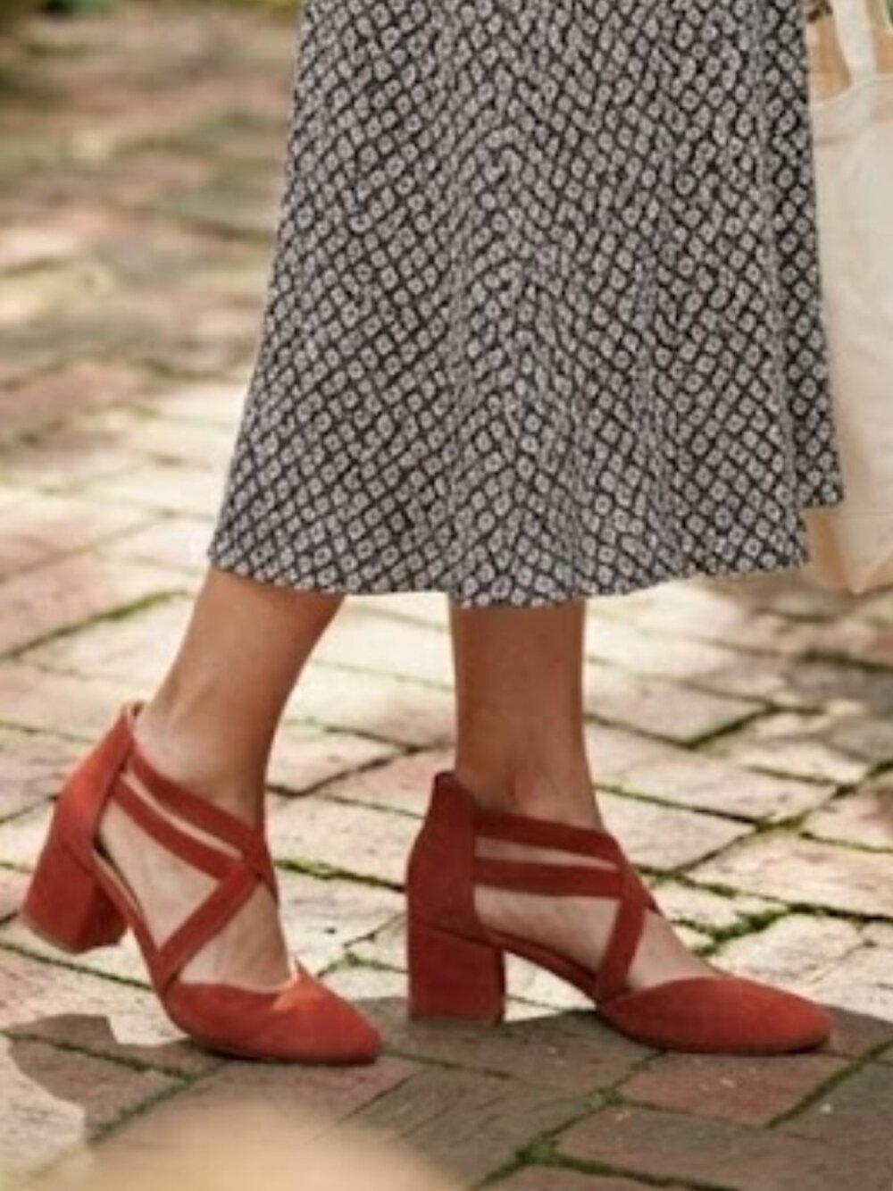 NWT! Eileen Fisher - Juku Strappy Pumps Block Heel | 7.5 | Cayenne Burnt Sienna